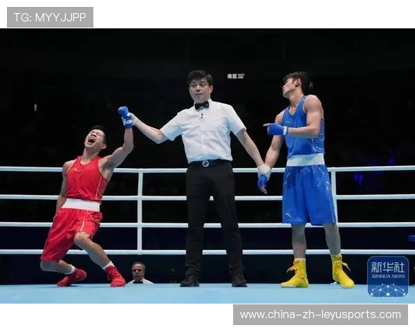 拳击比赛结束时全场起立的瞬间——感动、荣耀与精神的共鸣