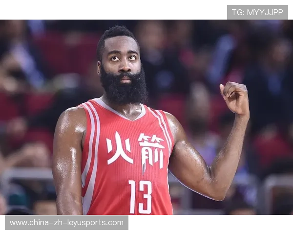 哈登突破造犯规,快船进攻节奏掌控 哈登突破造犯规,快船进攻节奏掌控